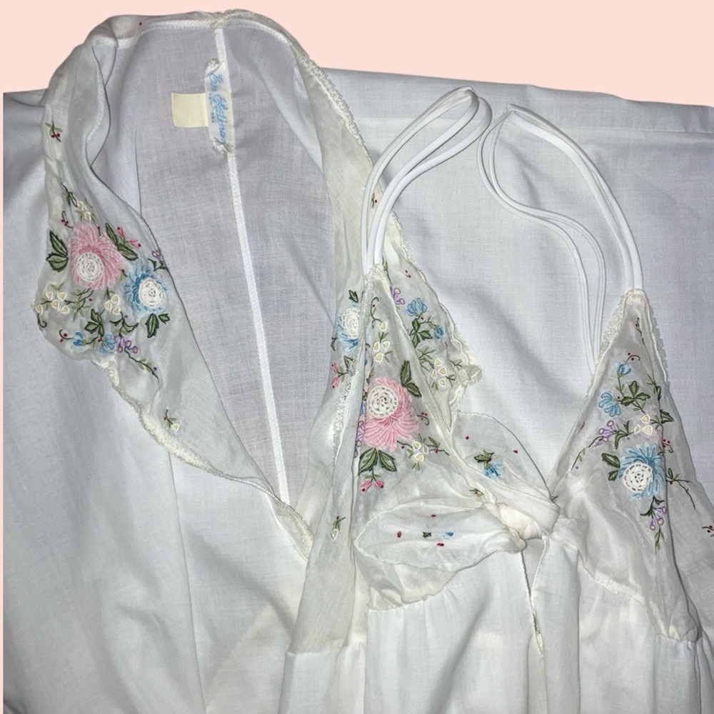 1970s Vintage Eve Stillman Nightgown & Robe Set